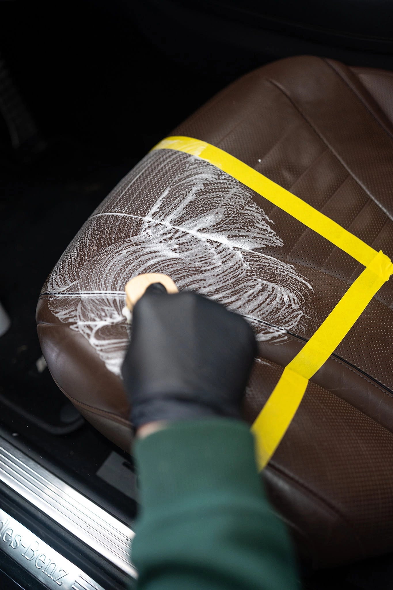 Leather Cleaner – preparat do czyszczenia skóry